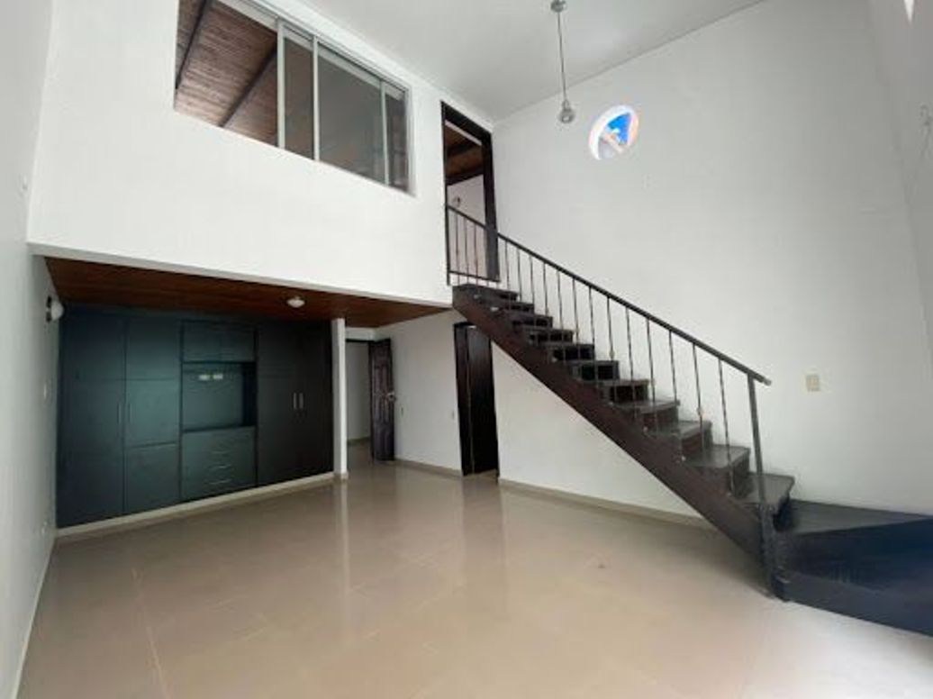 ARRIENDO de CASA en NORMANDíA, CALI en Normandia