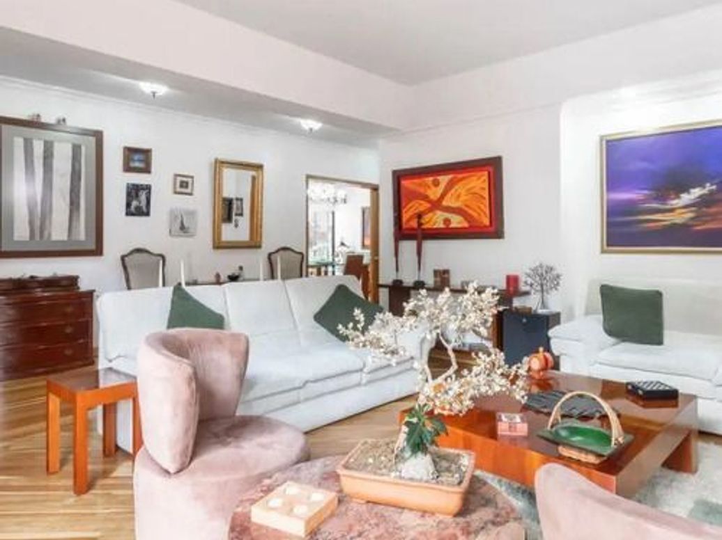 Apartamento de 3 alcobas en venta en La Cabrera, Bogotá, 300 m² · foto 2 de 12