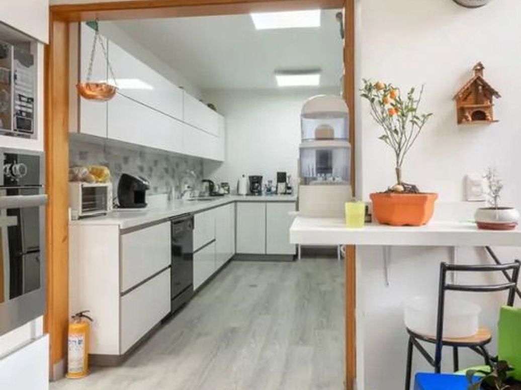 Apartamento de 3 alcobas en venta en La Cabrera, Bogotá, 300 m² · foto 8 de 12