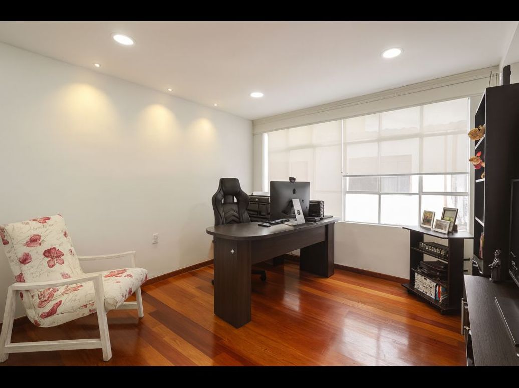 Apartamento de 3 alcobas en venta en La Salle, Bogotá, 150 m² · foto 5 de 20