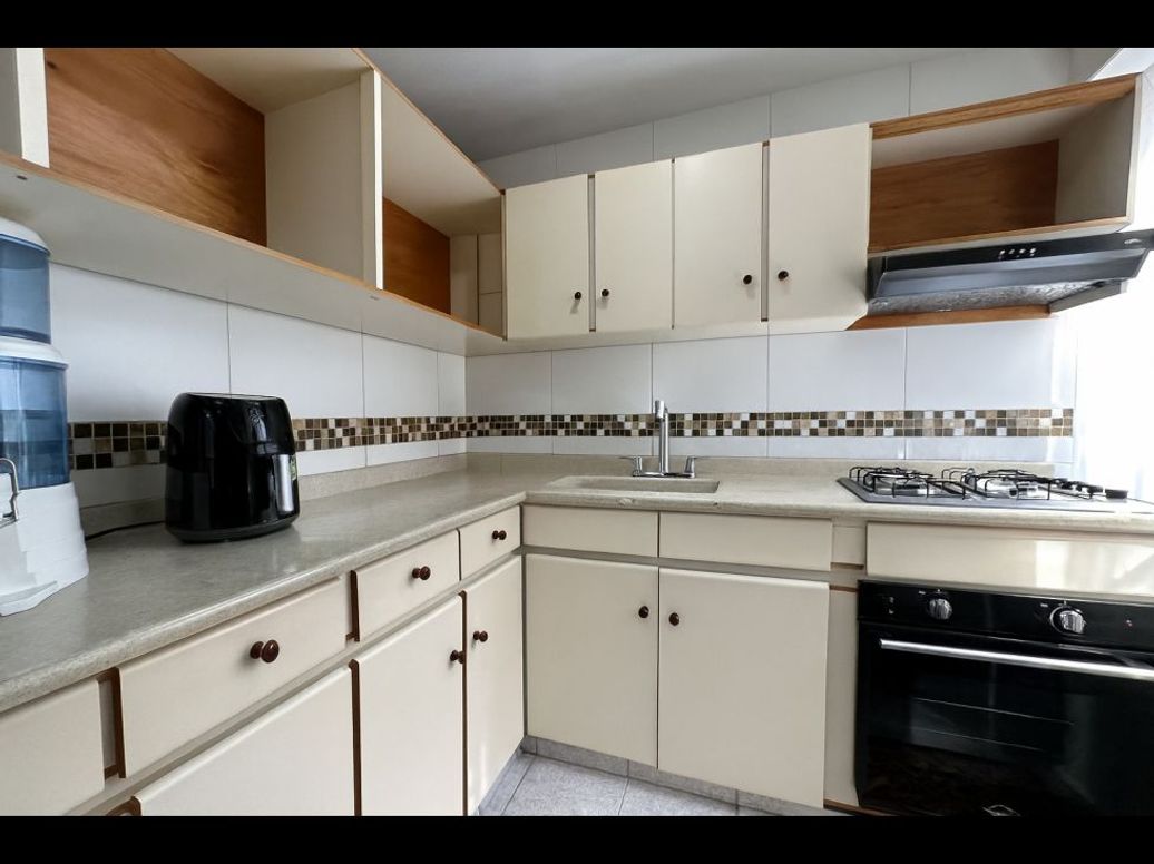 Apartamento de 3 alcobas en venta en La Salle, Bogotá, 150 m² · foto 12 de 20