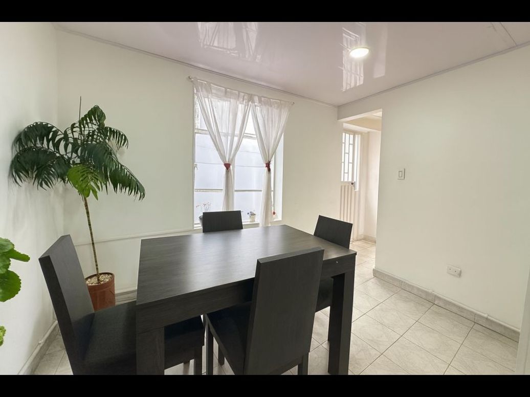 Apartamento de 3 alcobas en venta en La Salle, Bogotá, 150 m² · foto 4 de 20