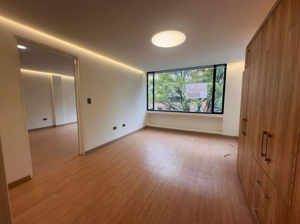 Apartamento de 1 alcoba en venta en Chicó Norte, Bogotá, 46 m² · foto 3 de 20