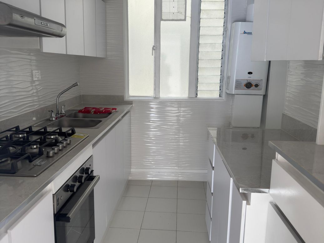 Apartamento de 5 alcobas en venta en Los Andes Norte - Edif Gaitan Ocampo, Bogotá, 130 m² · foto 9 de 12