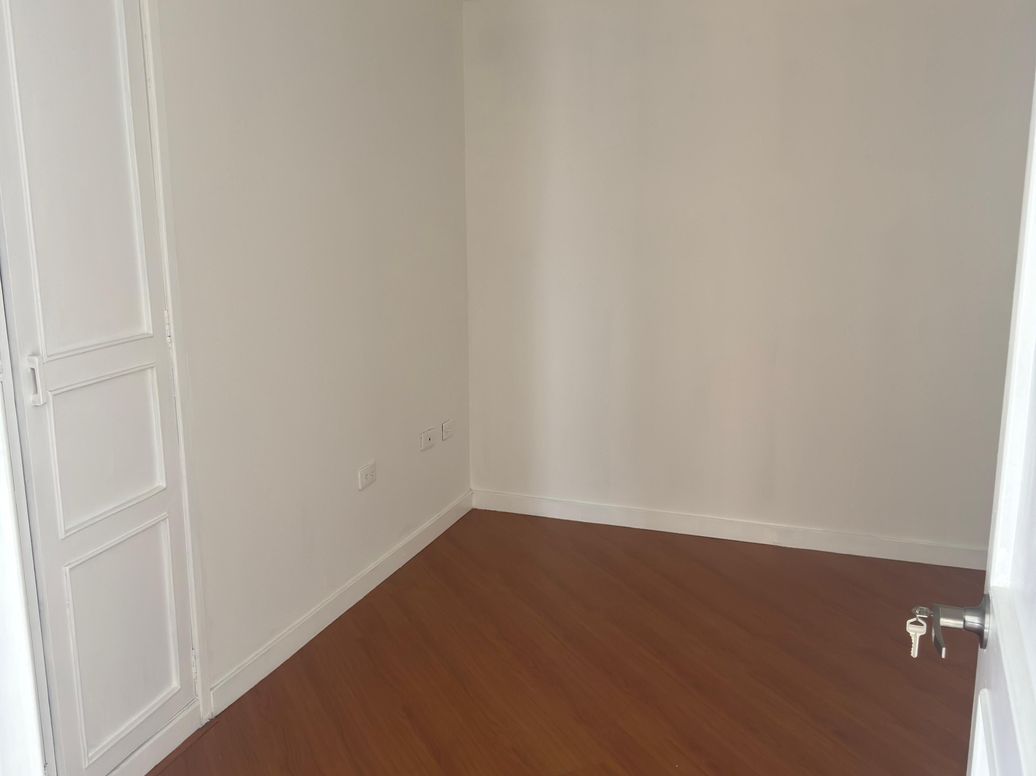 Apartamento de 5 alcobas en venta en Los Andes Norte - Edif Gaitan Ocampo, Bogotá, 130 m² · foto 2 de 12