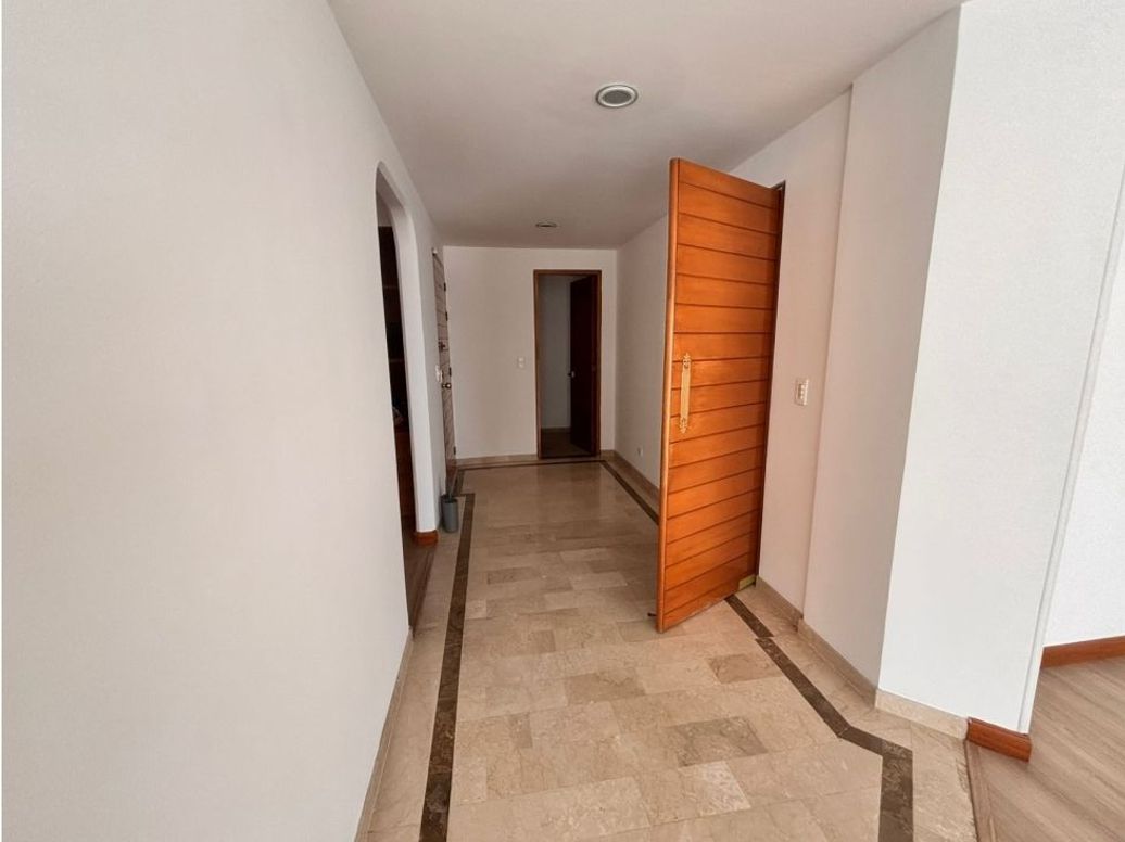 Apartamento de 3 alcobas en venta en Chicó Norte, Bogotá, 148 m² · foto 5 de 16
