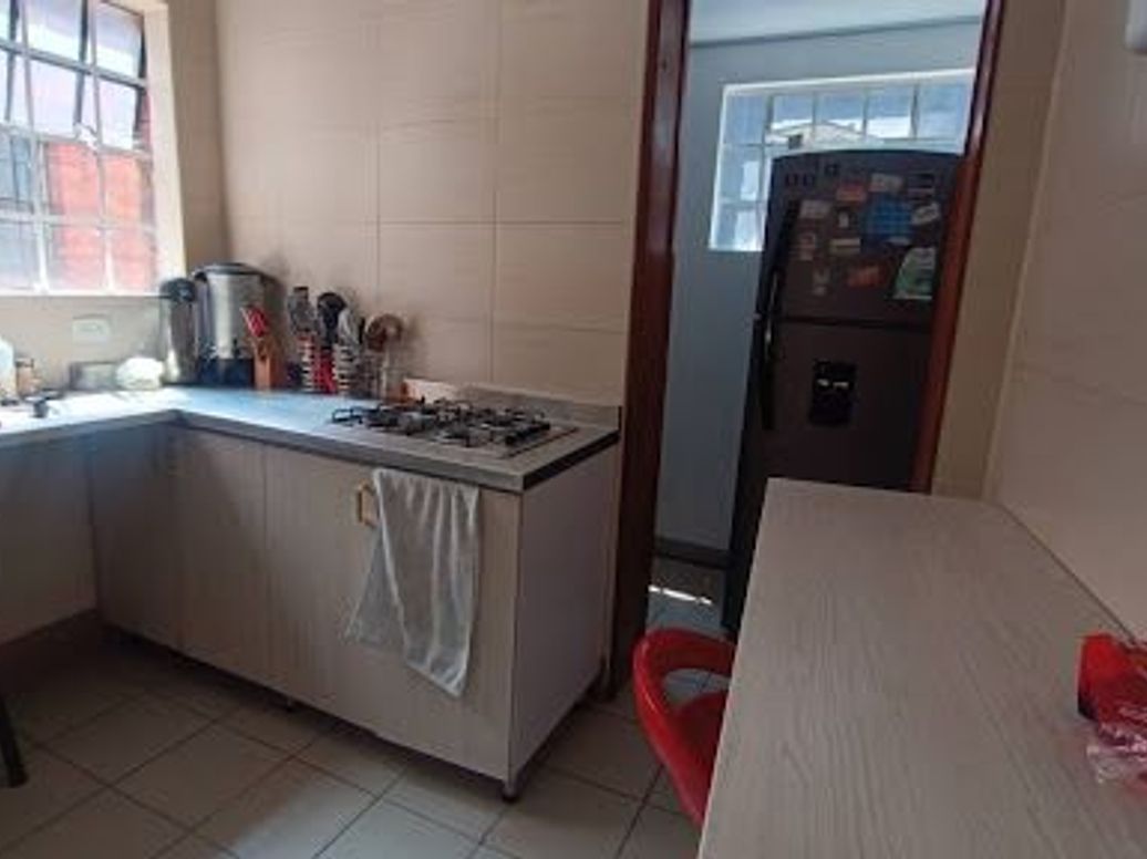 Casa de 5 alcobas en arriendo en Chapinero Noroccidental, Bogotá, 250 m² · foto 8 de 20