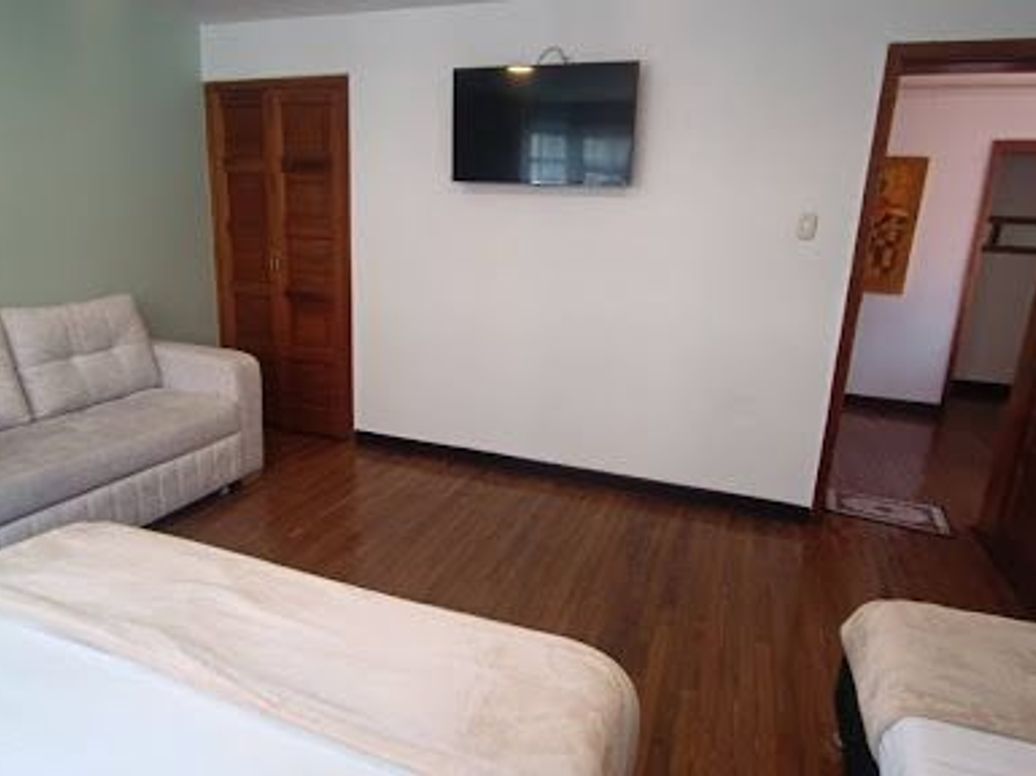 Casa de 5 alcobas en arriendo en Chapinero Noroccidental, Bogotá, 250 m² · foto 16 de 20