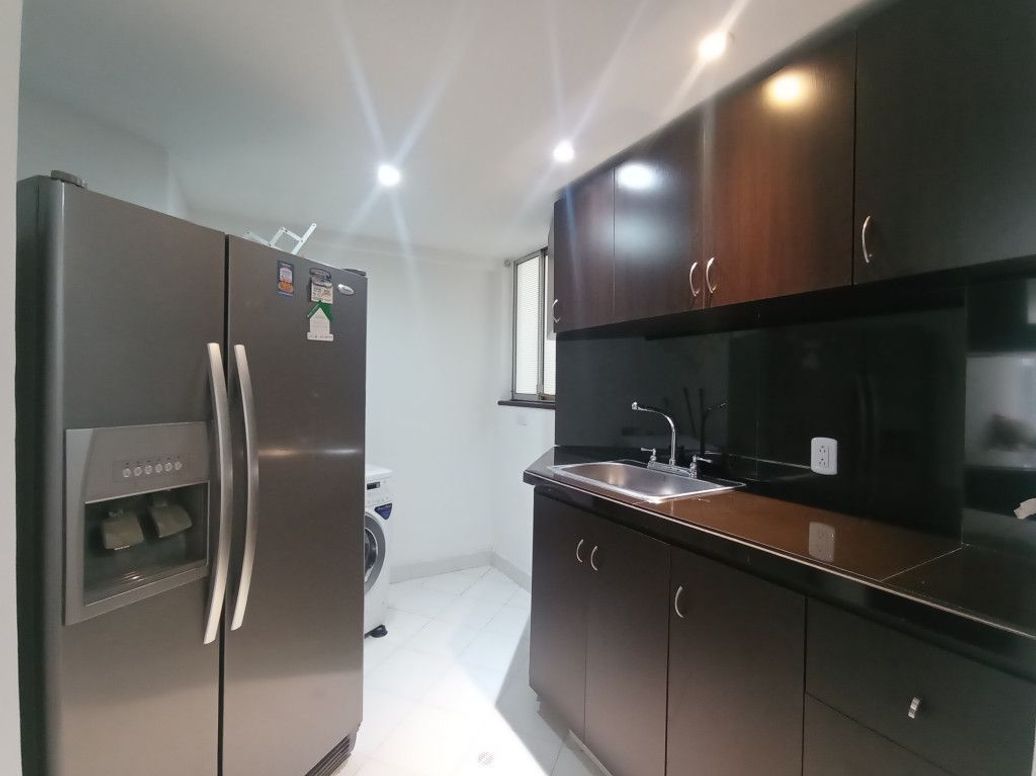 Apartaestudio en venta en Emaus, Bogotá, 50 m² · foto 5 de 20