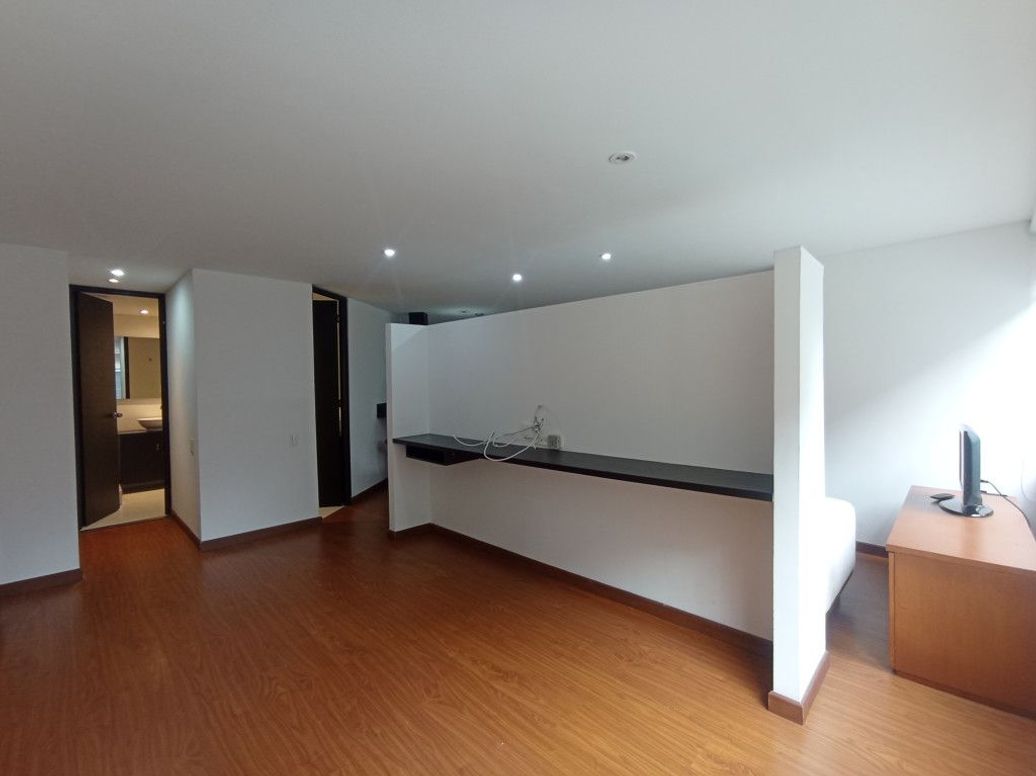 Apartaestudio en venta en Emaus, Bogotá, 50 m² · foto 15 de 20