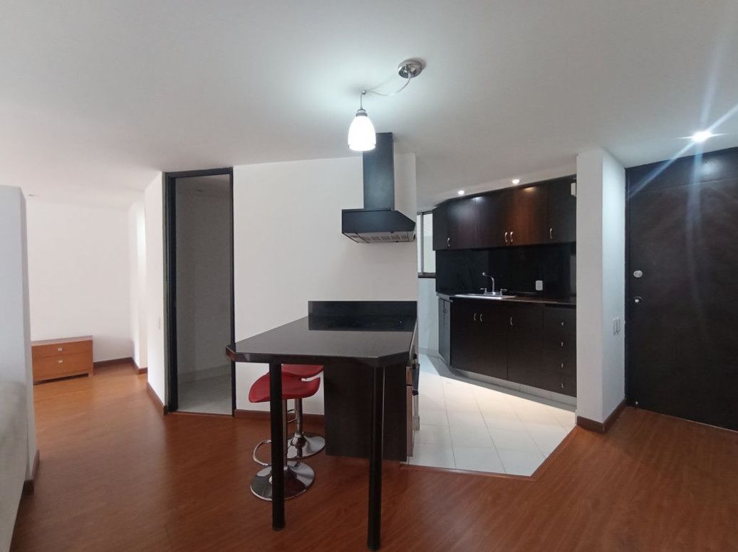 Apartaestudio en venta en Emaus, Bogotá, 50 m² · foto 4 de 20