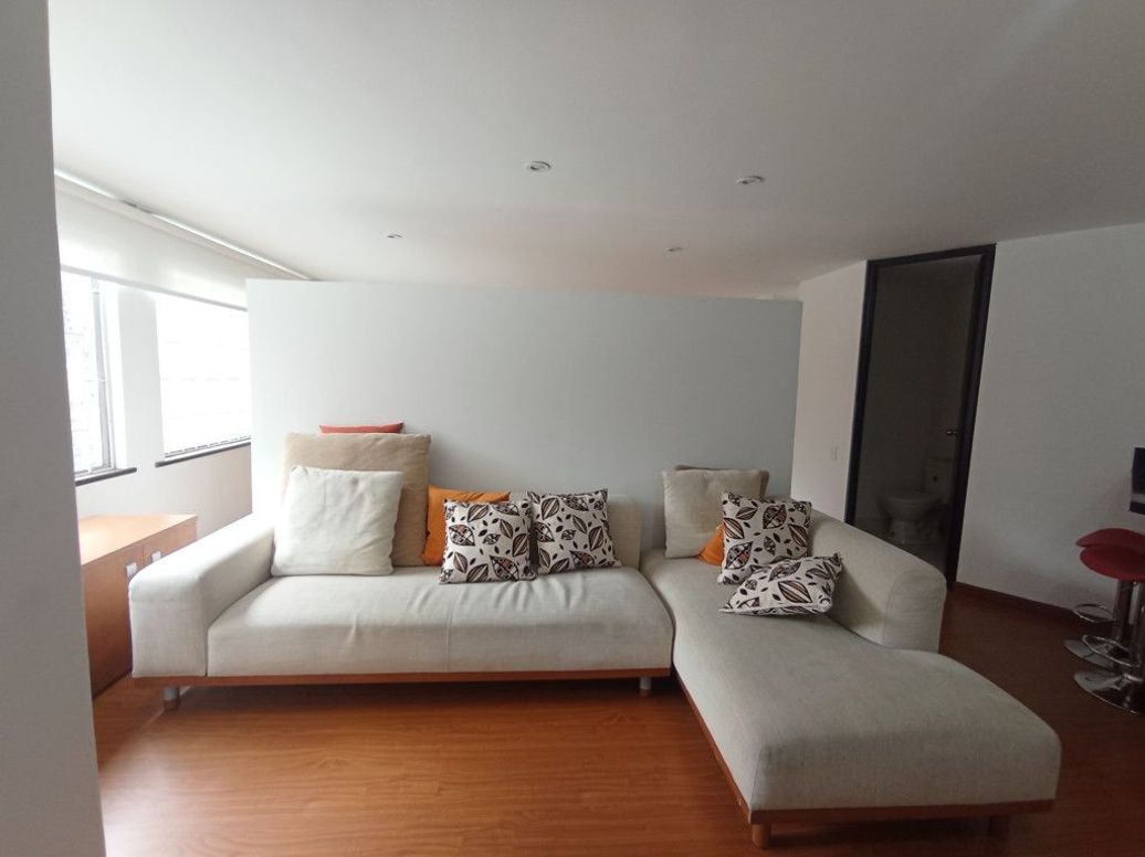 Apartaestudio en venta en Emaus, Bogotá, 50 m² · foto 10 de 20