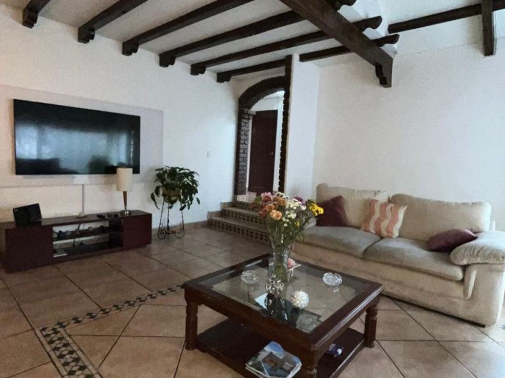 Casa de 3 alcobas en venta en Mónaco, Bogotá, 300 m² · foto 9 de 20