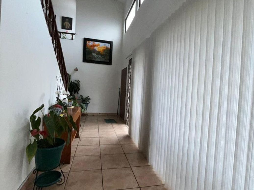 Casa de 3 alcobas en venta en Mónaco, Bogotá, 300 m² · foto 10 de 20