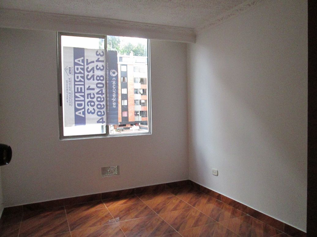 Apartamento de 3 alcobas en venta en Tuna Alta, Bogotá, 55 m² · foto 11 de 20