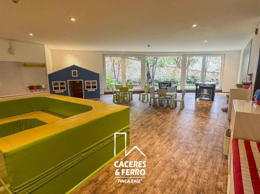 Apartamento de 3 alcobas en venta en Los Rosales, Bogotá, 359 m² · foto 7 de 20