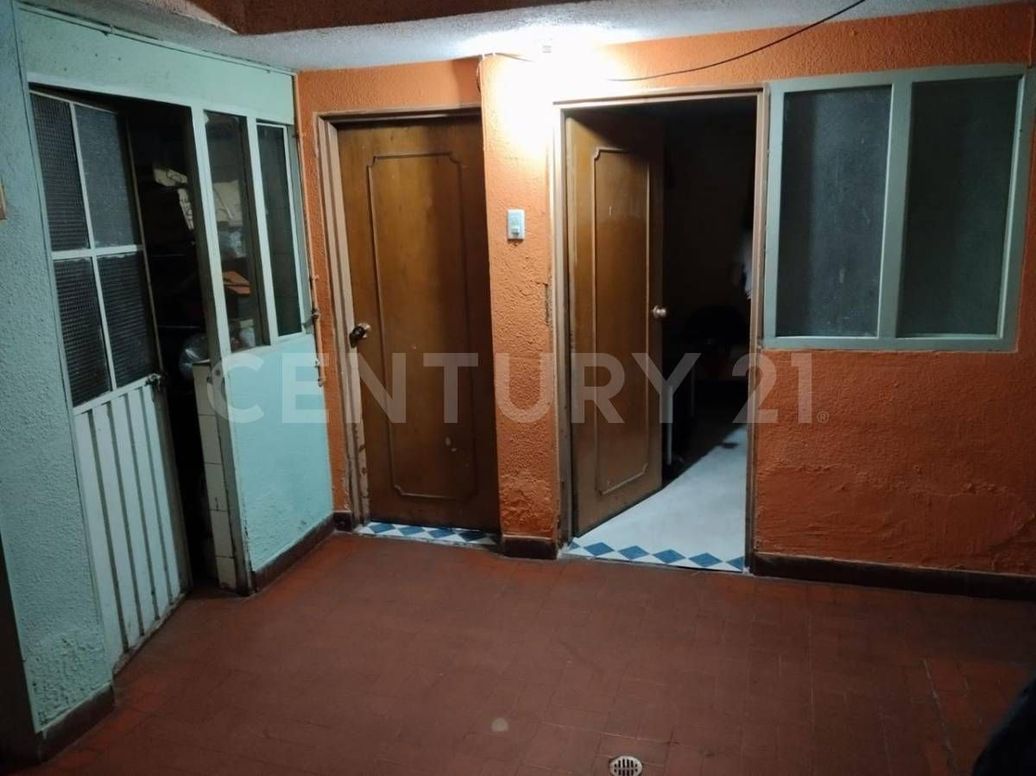 Casa de 10 alcobas en venta en Puente Grande, Bogotá, 250 m² · foto 18 de 19