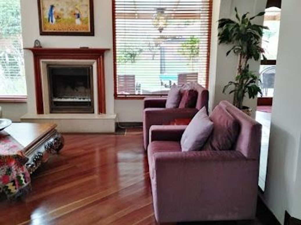 Casa de 4 alcobas en venta en San José De Bavaria, Bogotá, 350 m² · foto 4 de 20