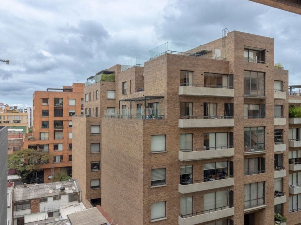 Apartamento de 3 alcobas en venta en Santa Barbara Oriental, Bogotá, 141 m² · foto 15 de 20