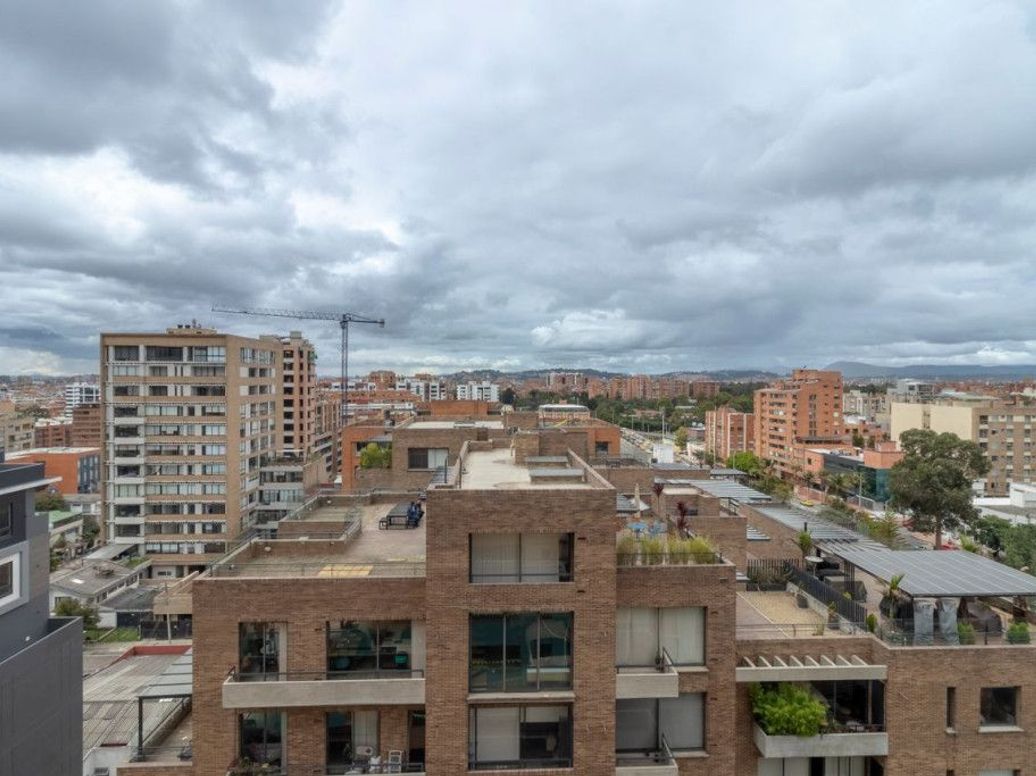 Apartamento de 3 alcobas en venta en Santa Barbara Oriental, Bogotá, 141 m² · foto 14 de 20