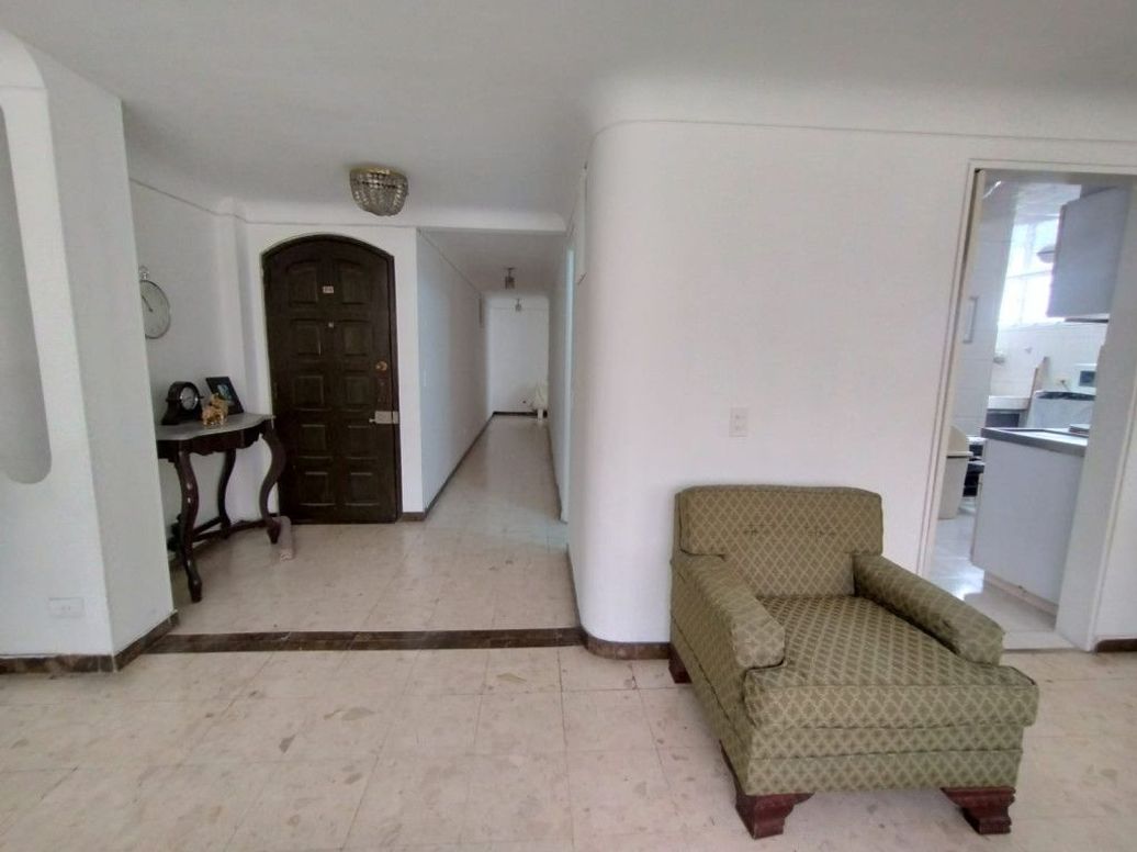 Apartamento de 3 alcobas en venta en Molinos Norte, Bogotá, 121 m² · foto 7 de 20