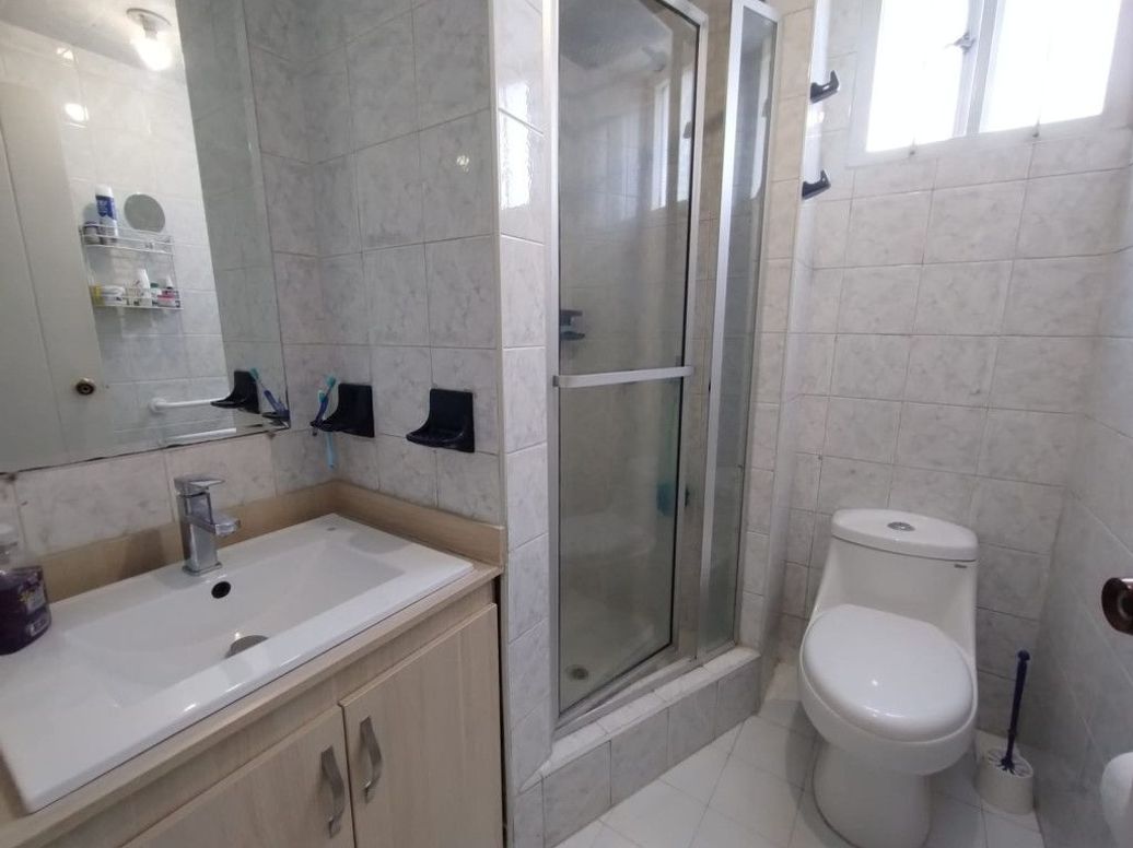 Apartamento de 3 alcobas en venta en Molinos Norte, Bogotá, 121 m² · foto 15 de 20