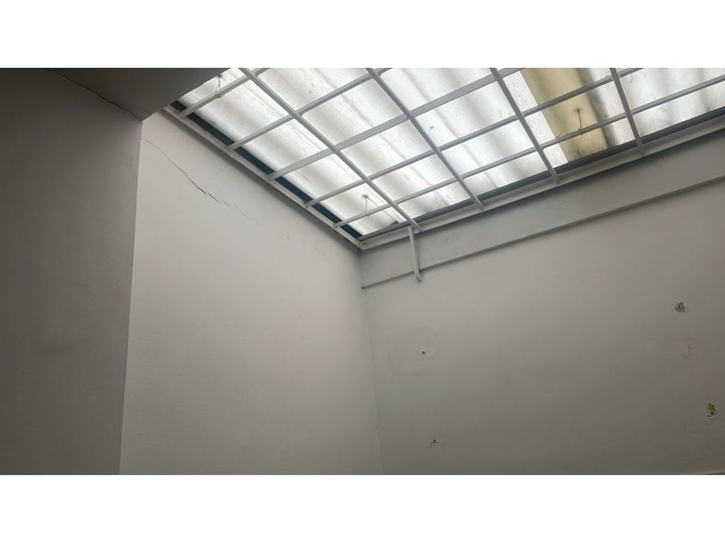 Casa de 9 alcobas en venta en Los Alcázares, Bogotá, 354 m² · foto 6 de 20