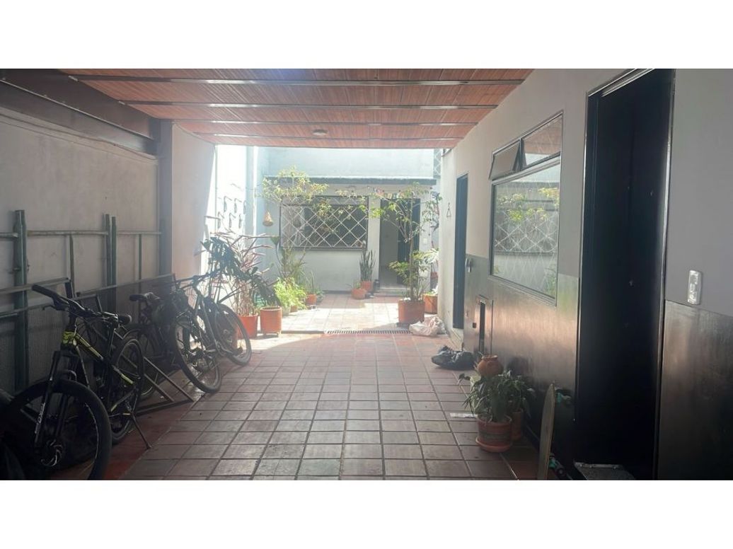 Casa de 9 alcobas en venta en Los Alcázares, Bogotá, 354 m² · foto 12 de 20