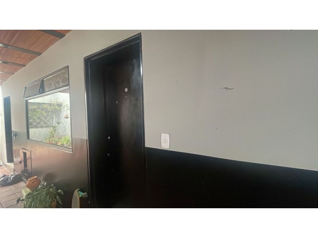 Casa de 9 alcobas en venta en Los Alcázares, Bogotá, 354 m² · foto 11 de 20