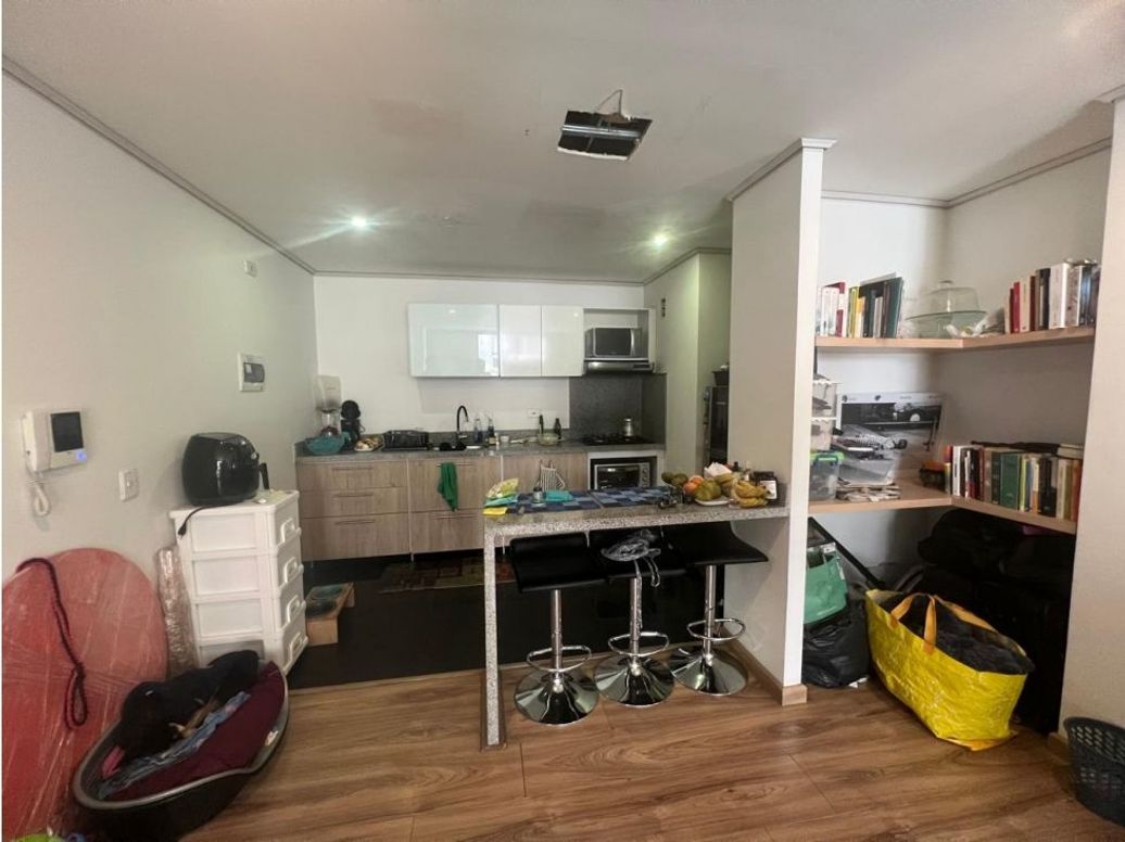 Apartaestudio en venta en La Macarena, Bogotá, 37 m² · foto 2 de 13