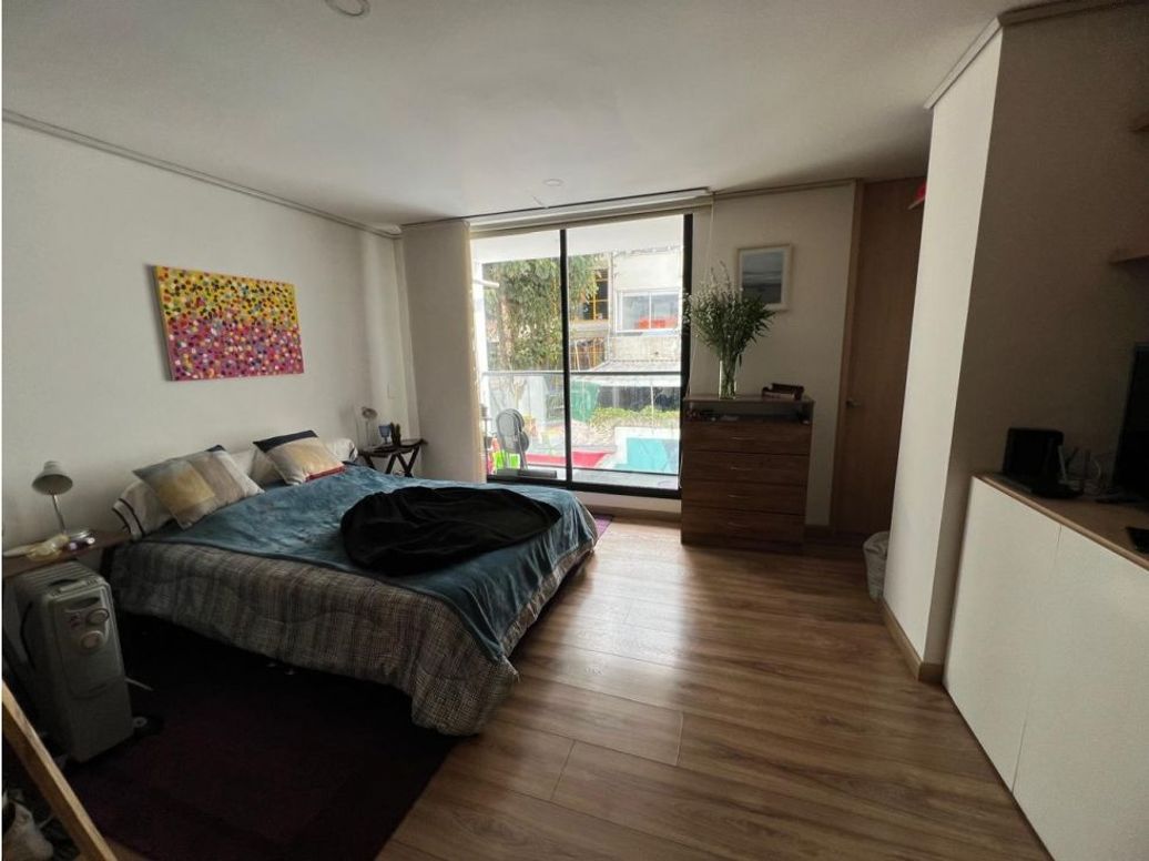 Apartaestudio en venta en La Macarena, Bogotá, 37 m² · foto 8 de 13