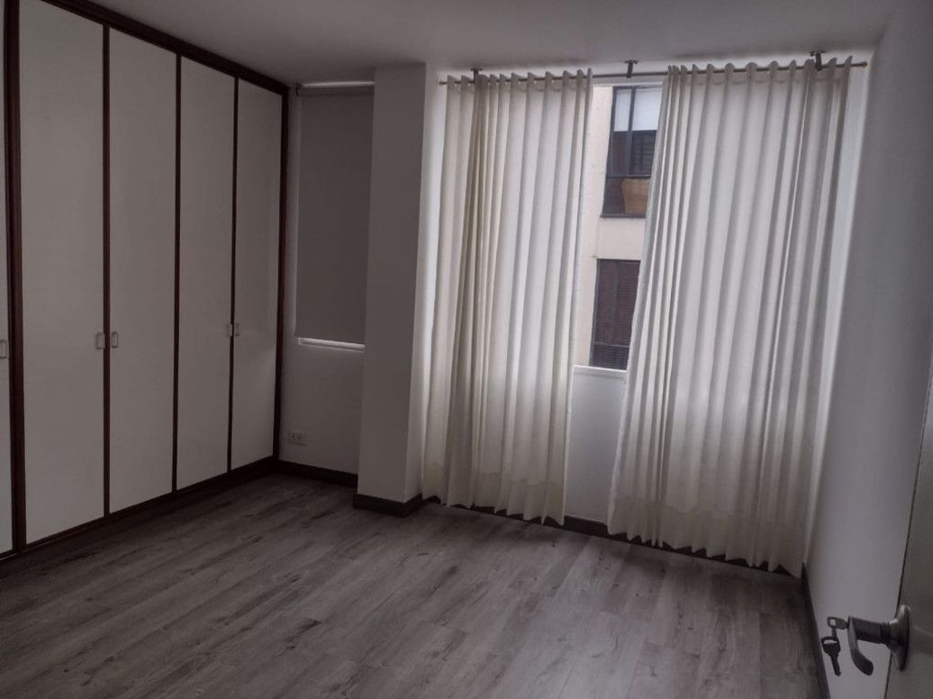 Apartamento de 3 alcobas en venta en María Cristina, Bogotá, 70 m² · foto 8 de 19