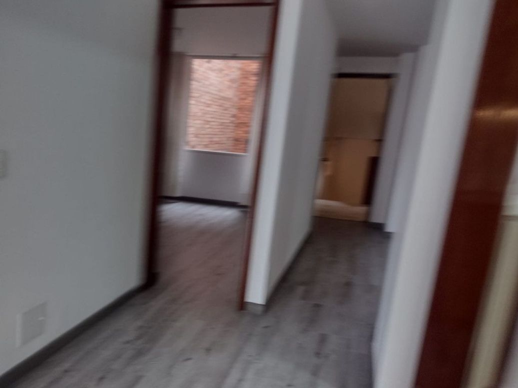 Apartamento de 3 alcobas en venta en María Cristina, Bogotá, 70 m² · foto 18 de 19