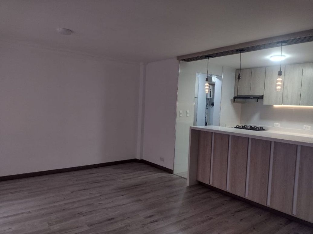 Apartamento de 3 alcobas en venta en María Cristina, Bogotá, 70 m² · foto 4 de 19