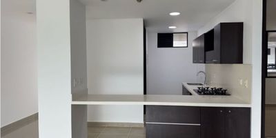 ? ¡Apartamento en venta en el norte de Armenia, Quindío! Edificio Mocawa 

? Ubicado sobre la Avenida Bolívar, en moderno edificio con excelentes zonas sociales.

✨ Características del apartamento:


  Área: 90 m²
 2 alcobas ?️
 2 baños ?
 2 parqueaderos + depósito ?
 Estrato 5
 Precio: $550.000.000


? Zonas sociales tipo club:

Lobby tipo hotel ?️

Piscina para adultos y niños ?‍♂️

Jacuzzi ?

Sauna ?‍♂️

Salón social ?

? Más información y fotos aquí:

ltinversiones.com/apartamento-venta-avenida-bolivar-armenia/9136116

 

? ¡Contáctanos para agendar tu visita!

 

#ApartamentoEnVenta #ArmeniaQuindío #AvenidaBolívar #Inmobiliaria #LTInversiones #ViviendaIdeal #ZonasSociales

 
