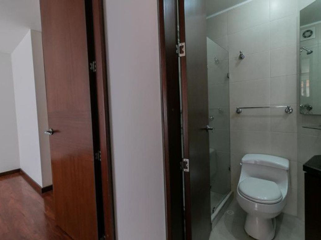Apartamento de 2 alcobas en venta en Santa Barbara Occidental, Bogotá, 91 m² · foto 20 de 20