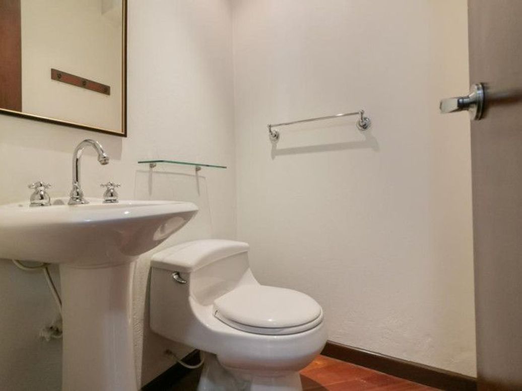 Apartamento de 2 alcobas en venta en Santa Barbara Occidental, Bogotá, 91 m² · foto 9 de 20