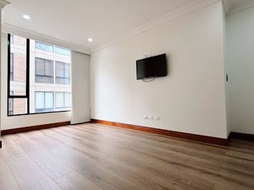 Apartamento de 3 alcobas en venta en San Patricio, Bogotá, 240 m² · foto 13 de 20