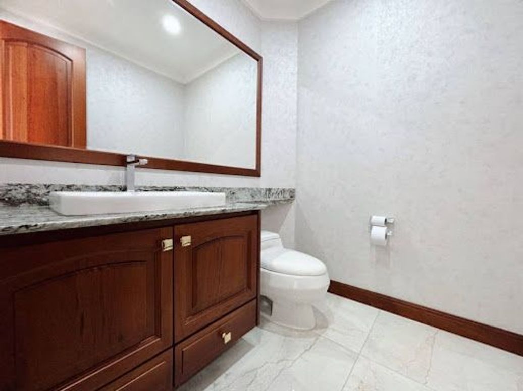 Apartamento de 3 alcobas en venta en San Patricio, Bogotá, 240 m² · foto 12 de 20