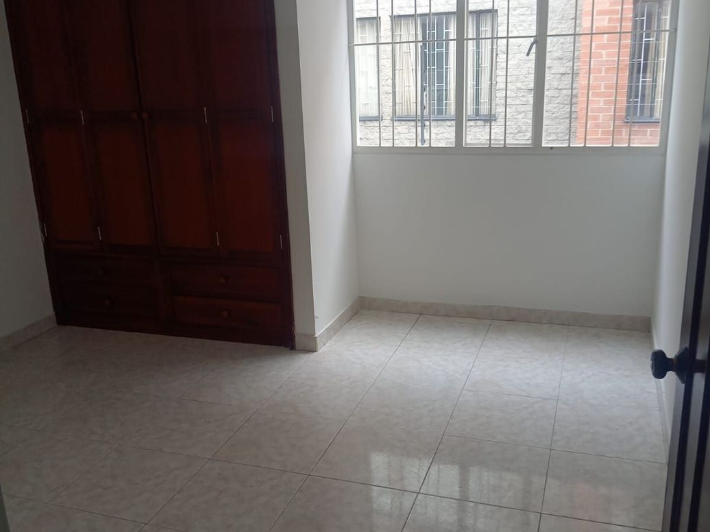 Casa de 4 alcobas en venta en Las Flores, Bogotá, 148 m² · foto 11 de 20