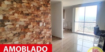 Código: 7313. 13° Piso en edificación de de 21 pisos. Acceso al inmueble: Directo a la vía. Alcobas con puertas, baños cabinados en vidrio, 2 calentadores a gas, cubierta y extractor.  Máximo de 3 personas. Contrato por 1 año. Inmueble también para la venta.