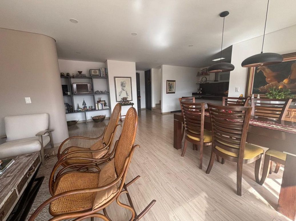 Apartamento de 3 alcobas en arriendo en Los Cedros Oriental, Bogotá, 152 m² · foto 15 de 20