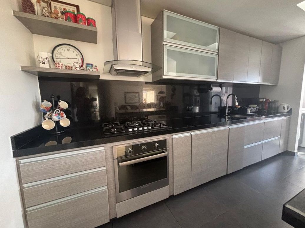 Apartamento de 3 alcobas en arriendo en Los Cedros Oriental, Bogotá, 152 m² · foto 16 de 20