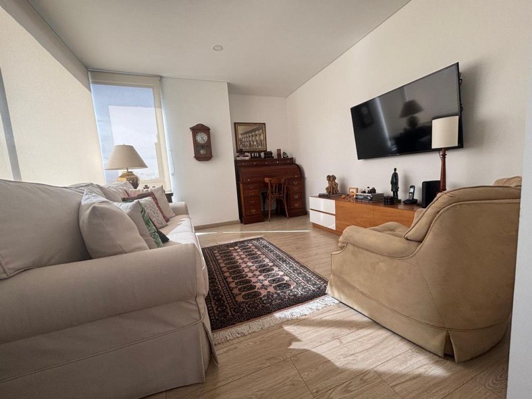 Apartamento de 3 alcobas en arriendo en Los Cedros Oriental, Bogotá, 152 m² · foto 5 de 20