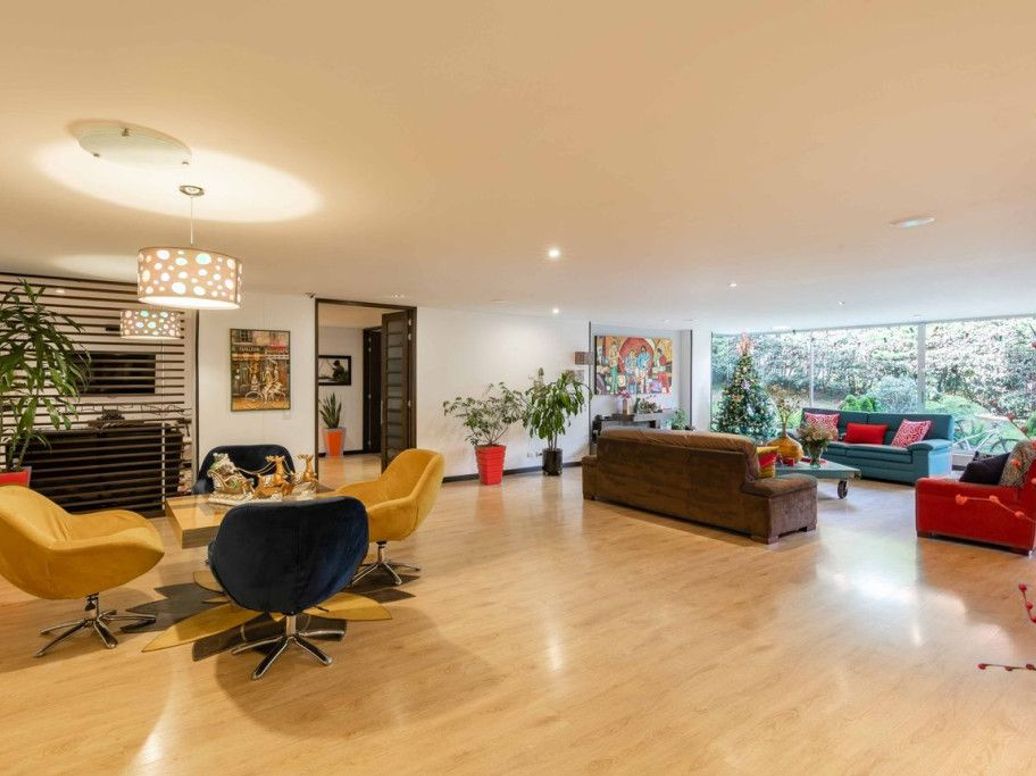 Apartamento de 4 alcobas en venta en Casa Blanca Suba, Bogotá, 266 m² · foto 3 de 20