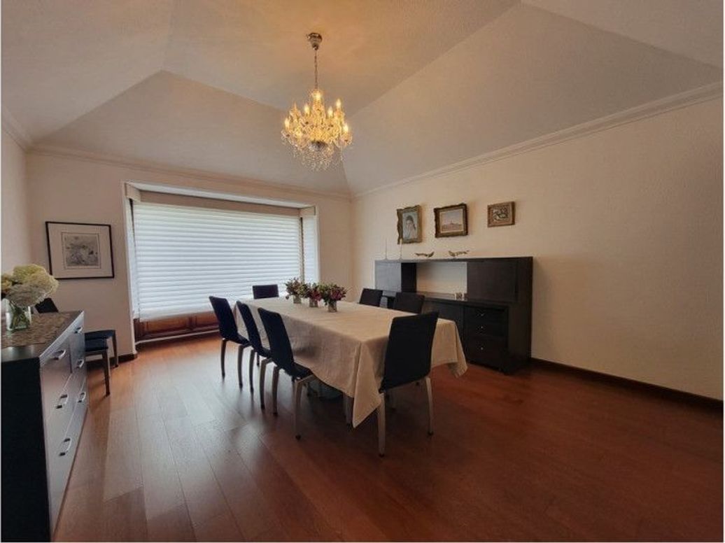 Casa de 4 alcobas en venta en Santa Ana Oriental, Bogotá, 907 m² · foto 3 de 20