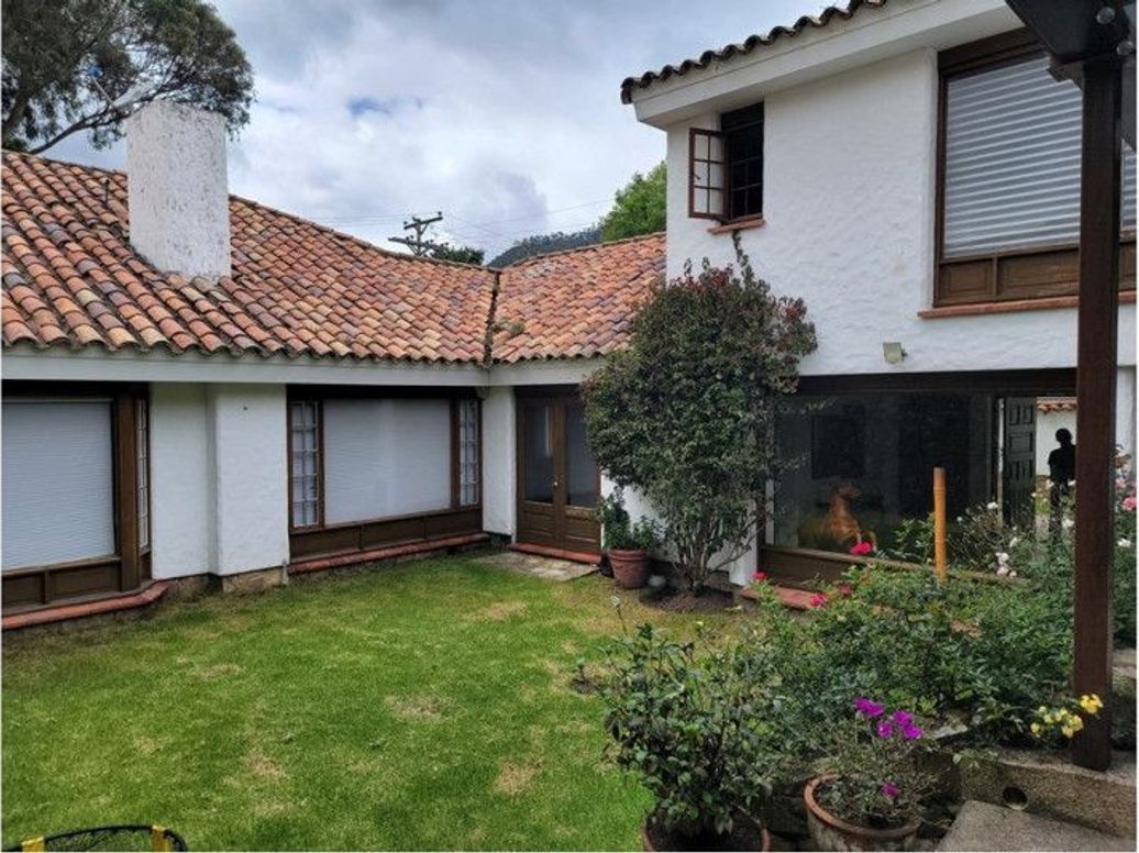 Casa de 4 alcobas en venta en Santa Ana Oriental, Bogotá, 907 m² · foto 9 de 20