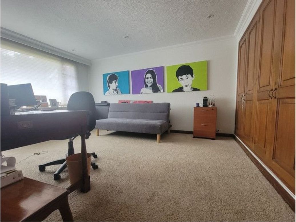 Casa de 4 alcobas en venta en Santa Ana Oriental, Bogotá, 907 m² · foto 17 de 20