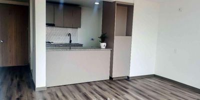 [VEN] ID HOUM: 163342

En Houm te ayudamos de forma fácil y segura. Los beneficios de comprar con nosotros:
    • Te ayudamos a conseguir financiamiento a través de una asesoría personalizada
    • Mediación y seguimiento de todo el proceso
    • Ponemos a tu disposición profesionales en notariado, registro y asesoría jurídica
¡Solo te preocupas de las firmas!

Departamento en venta, ubicado en el barrio Las Villas, con una superficie construida de 71.50 m² y superficie total de 71.50 m². 

Sus principales características son:

    • 3 dormitorios
    • 2 baños
    • No Admite mascotas
    • 1 parqueadero
    • Año de construcción: 2025
            
Además, el inmueble cuenta con las siguientes amenidades:

    • Salón de eventos
    • Ascensor
    • Zona de juegos
    • Alberca
    • Gimnasio
    • Zona de asadores

Si compras con nosotros, te brindamos asesoría personalizada durante todo el proceso.
Más que una inmobiliaria, somos Houm.
*Aplican T&C