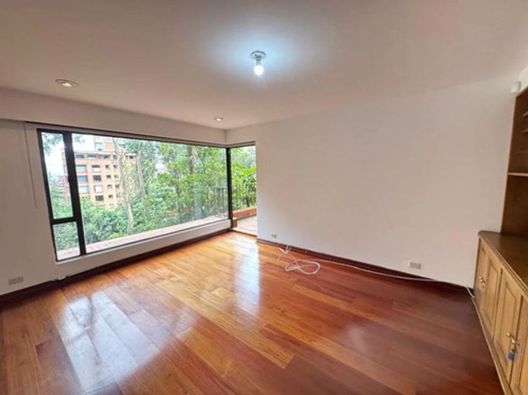 Apartamento de 4 alcobas en venta en Bellavista, Bogotá, 301 m² · foto 10 de 11